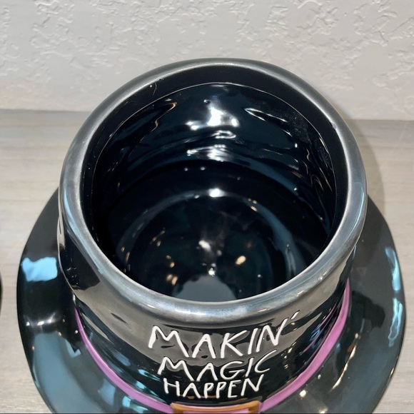 Rae Dunn MAKIN’ MAGIC HAPPEN Figural Canister, Witch Hat - Picture 4 of 10